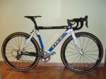 OVC_ComBarro_azul	.jpg