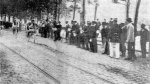 1903 - Tour. 1ª etapa, Leon Georget, 3º en meta.jpg