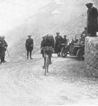 20.  1913 - Tour. 11ª etapa, Marcel Buysse primero en el Galibier.jpg