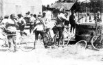 1921 - Tour. 5ª etapa, en la villa de St. Magne.jpg