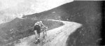 1921 - Tour. 11ª etapa, Scieur en el Galibier.jpg