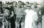 1924 - Tour. 15ª etapa, Nicolas Frantz, Ottavio Bottecchia y Omer Huyse (1º segunda ca.jpg