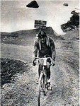 1927 - Tour. 17ª etapa, Martinet en el descenso del Galibier.jpg