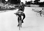 1927 - Tour. 24ª etapa, Nicolas Frantz, ganador.jpg