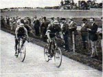 8.  1929 - Tour. 4ª etapa, Delannoy la etapa, De Waele el líderato; lógico.jpg