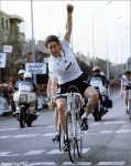 kelly-parisnice.jpg