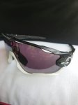 Oakley 4.jpg