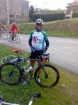 Extreme C y su preciosa bici.jpg
