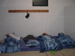 4400 Durmiendo en Polideportivo.jpg