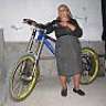 dhlive190905@hotmail.com